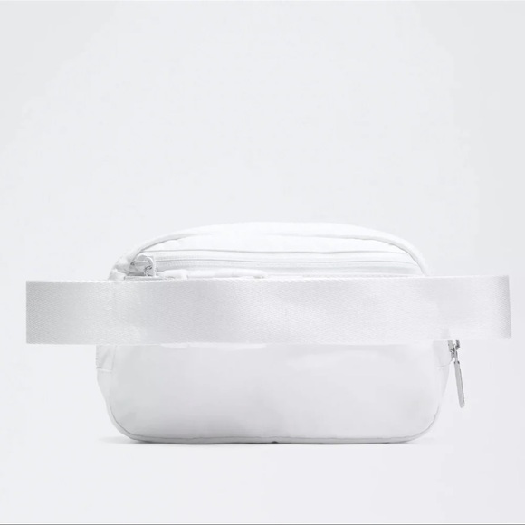 Lululemon Athletica White Everywhere Belt Bag - Picture 2 of 5
